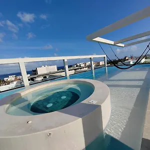Incredible & Beautiful Steps From The By Yeah Apartamento